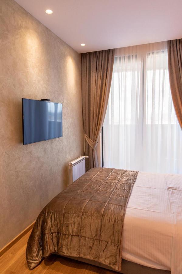 Dali Apartments Pupin Palace Novi Sad Exterior photo